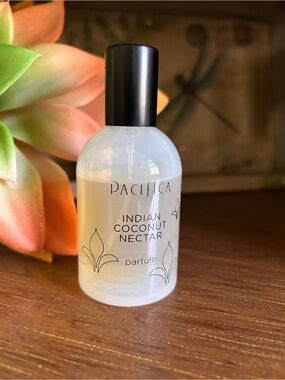 Pacifica's Indian Coconut Nectar Spray Perfume See Description